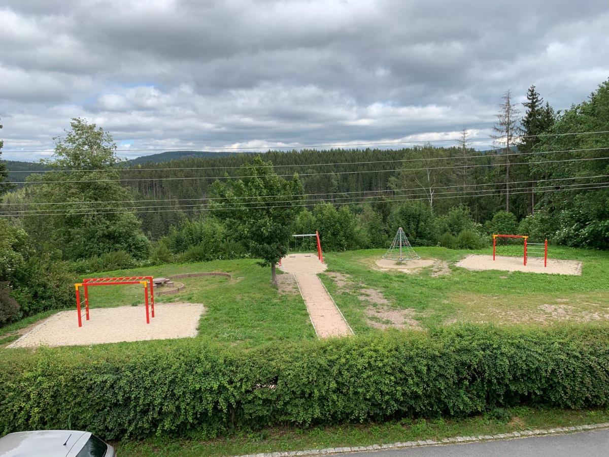 FeWo direkt am Loipeneinstieg Achtung ab Mitte Juli bis Ende September Bauarbeiten am Gebäude Johanngeorgenstadt Exterior foto